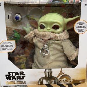 NWT Star Wars Grogu the child 11” bundle